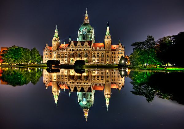 Remarkable and Stunning Examples of Reflection Photography Art by techblogstop 4