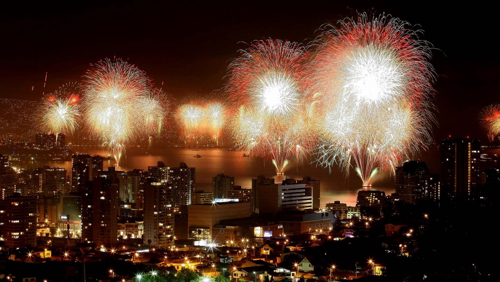 Happy New Year's Eve Fireworks around the World by techblogstop 2